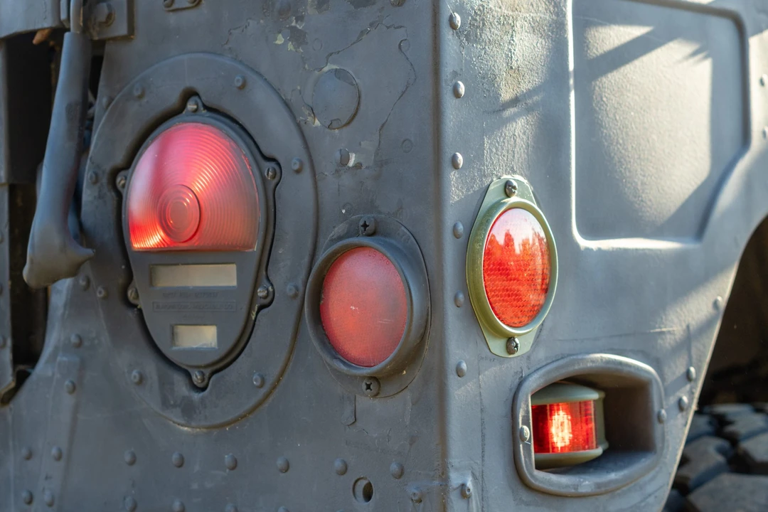 1997 Hummer HMMWV - Image 31 of 31