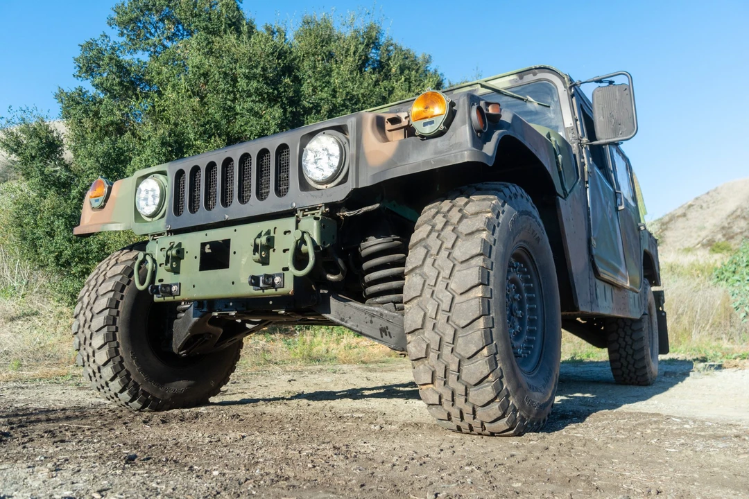 1997 Hummer HMMWV - Image 4 of 31