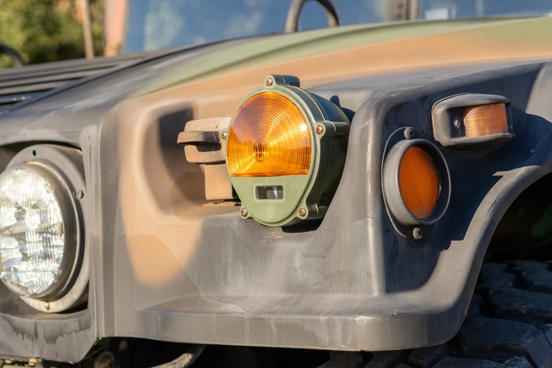 1997 Hummer HMMWV - Image 23 of 31