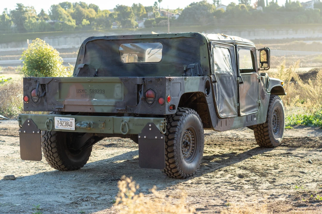 1997 Hummer HMMWV - Image 9 of 31