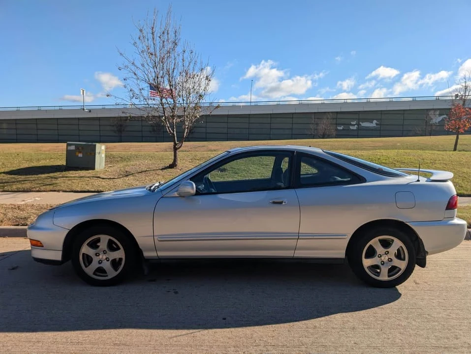 1997 Acura Integra 3rd Gen - Image 3 of 9