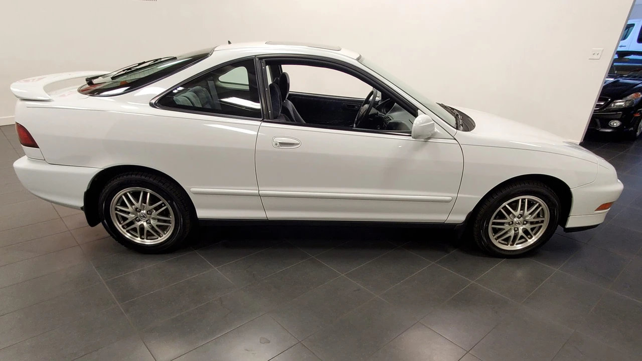 1997 Acura Integra 3rd Gen - Image 7 of 31