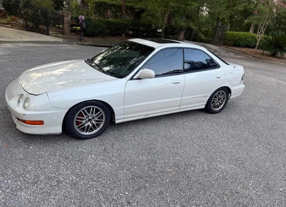 1997 Acura Integra 3rd Gen - Image 11 of 19