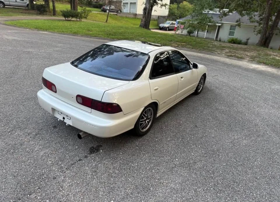 1997 Acura Integra 3rd Gen - Image 5 of 19