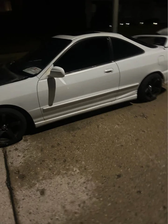 1997 Acura Integra 3rd Gen - Image 2 of 10