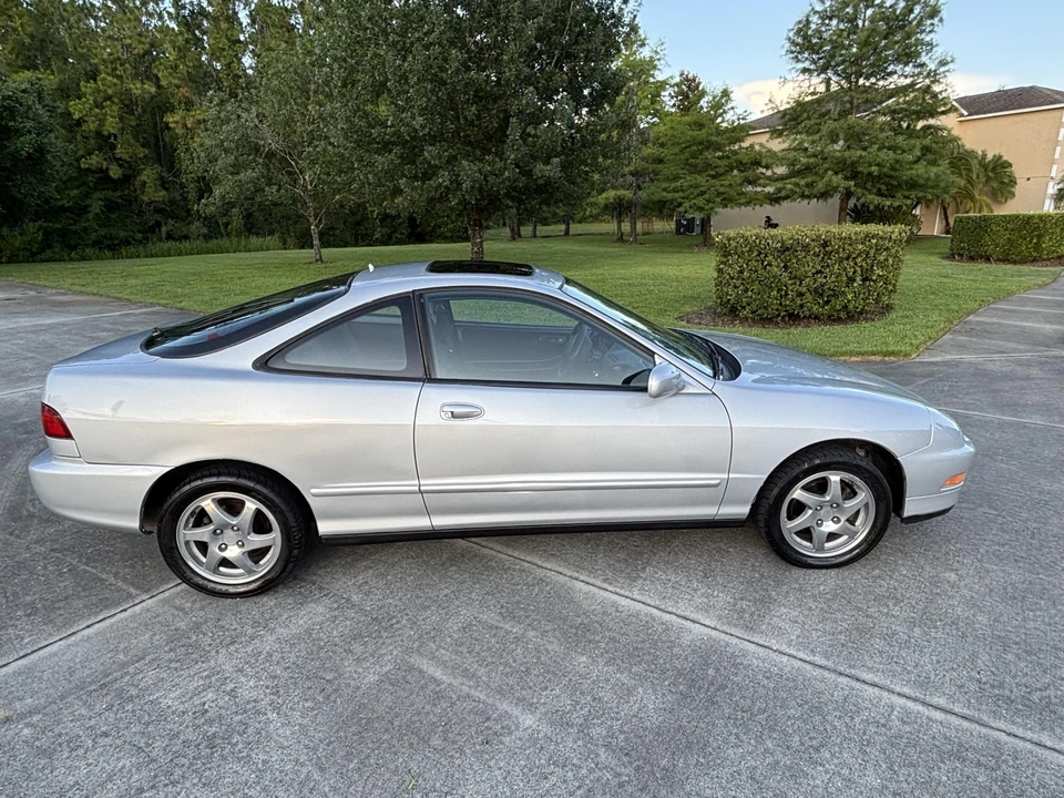 1997 Acura Integra 3rd Gen - Image 11 of 31