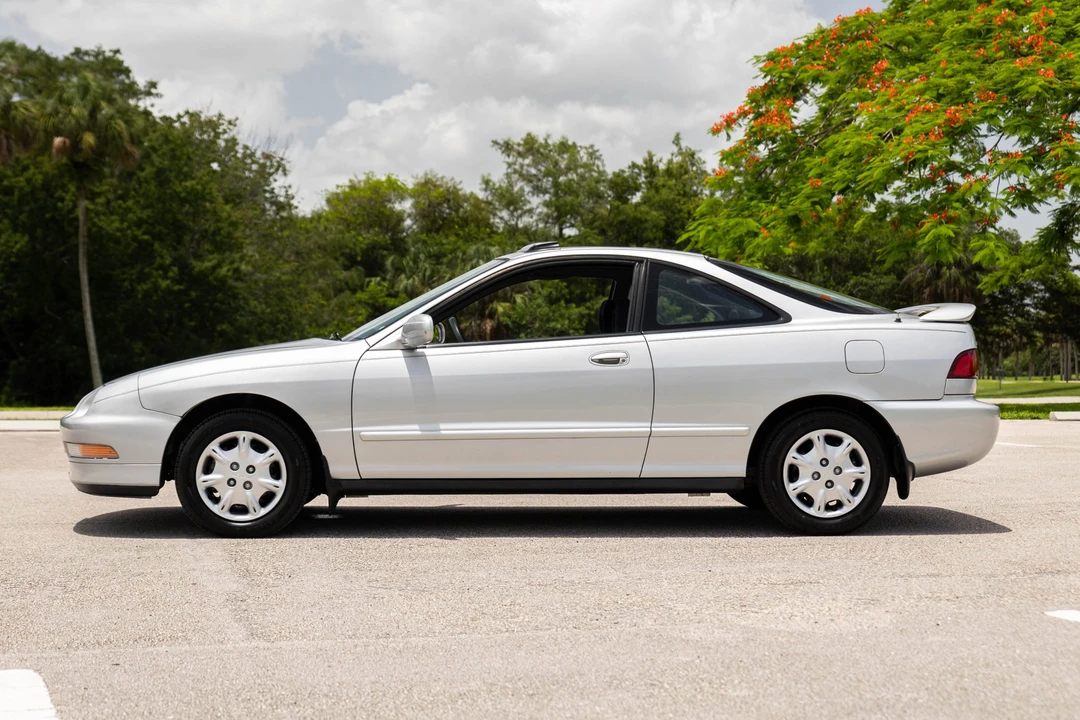 1997 Acura Integra 3rd Gen - Image 5 of 31