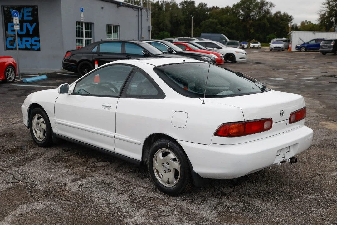 1997 Acura Integra 3rd Gen - Image 5 of 12