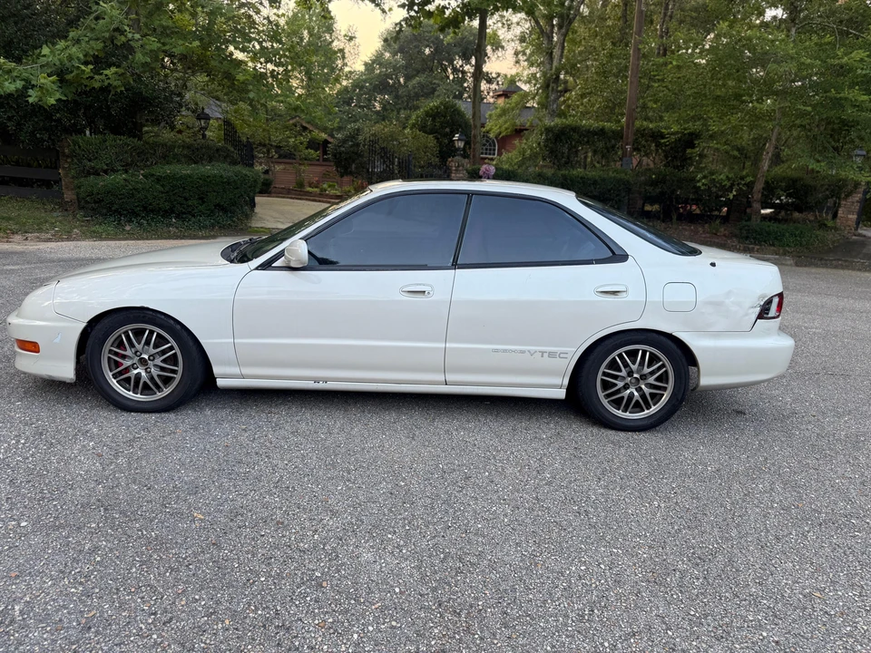1997 Acura Integra 3rd Gen - Image 11 of 31