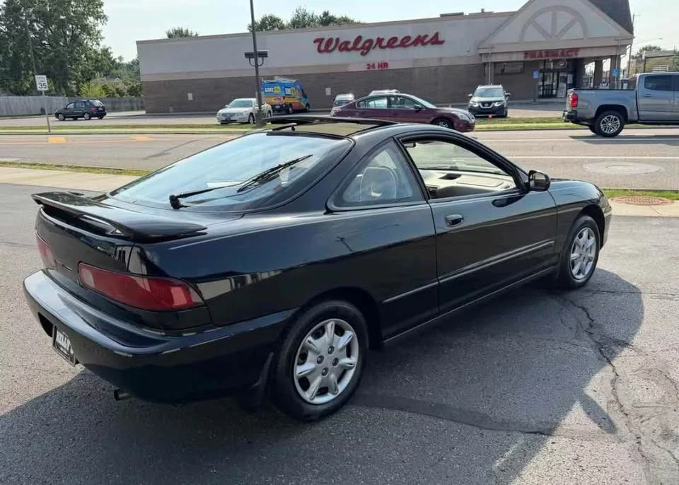 1997 Acura Integra 3rd Gen - Image 4 of 10