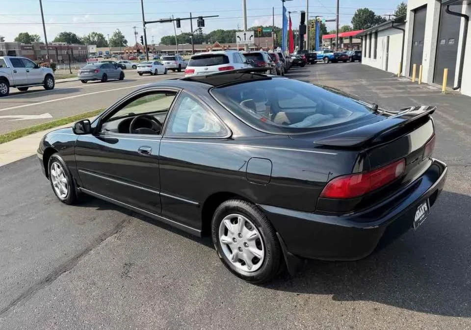 1997 Acura Integra 3rd Gen - Image 3 of 10