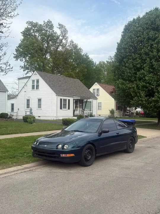 1997 Acura Integra 3rd Gen - Image 2 of 9