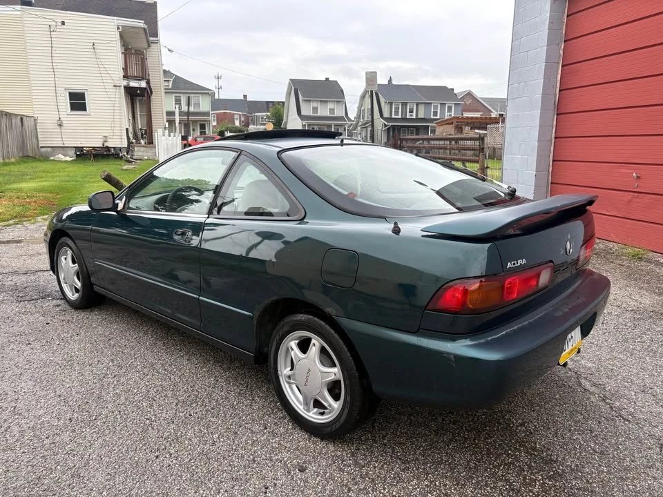 1997 Acura Integra 3rd Gen - Image 2 of 9