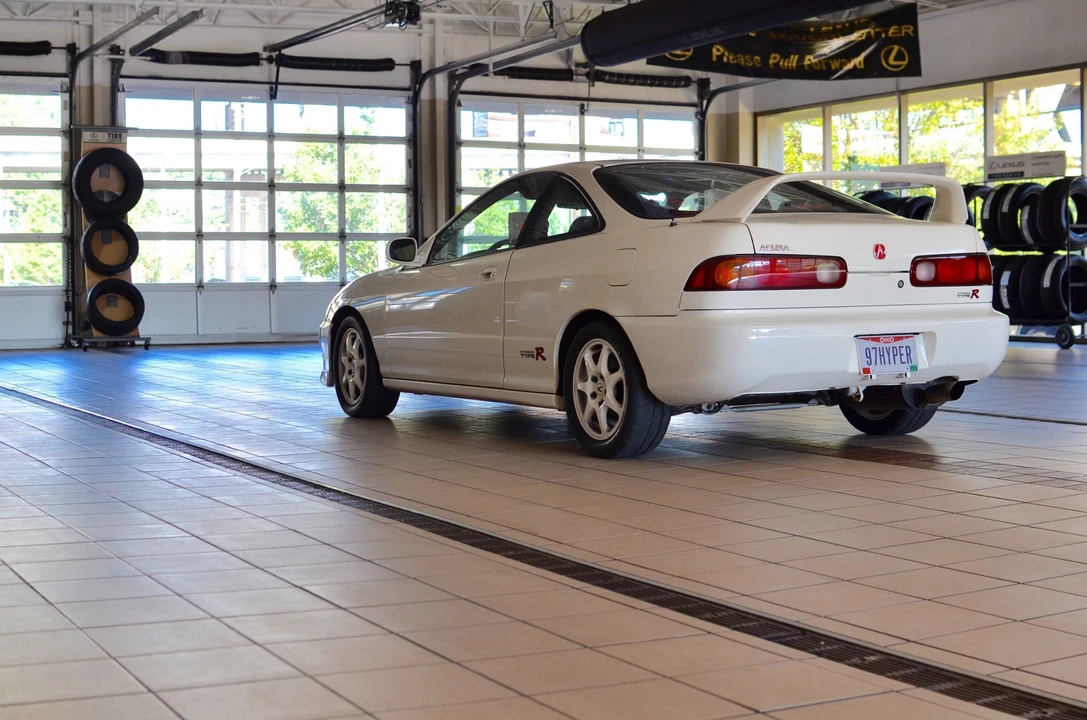 1997 Acura Integra Type R 3rd Gen - Image 3 of 31