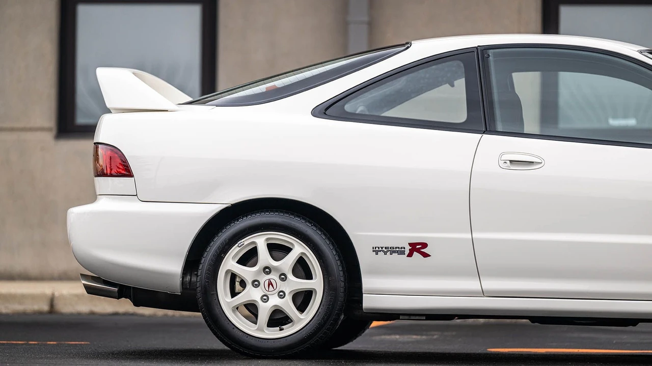 1997 Acura Integra Type R 3rd Gen - Image 30 of 31