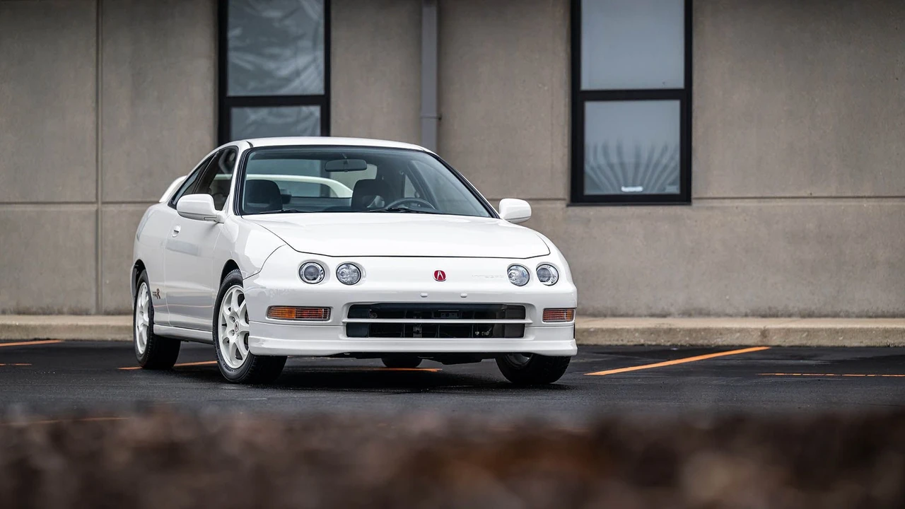 1997 Acura Integra Type R 3rd Gen - Image 16 of 31