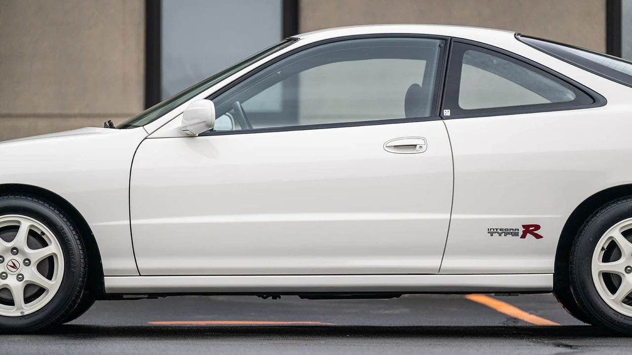 1997 Acura Integra Type R 3rd Gen - Image 27 of 31