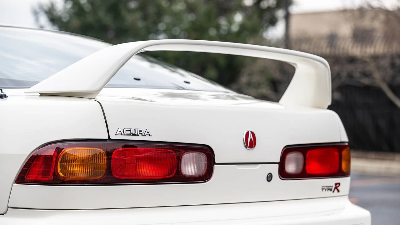1997 Acura Integra Type R 3rd Gen - Image 5 of 31