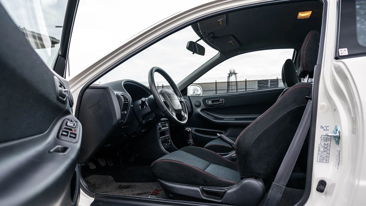 1997 Acura Integra Type R 3rd Gen - Image 8 of 31