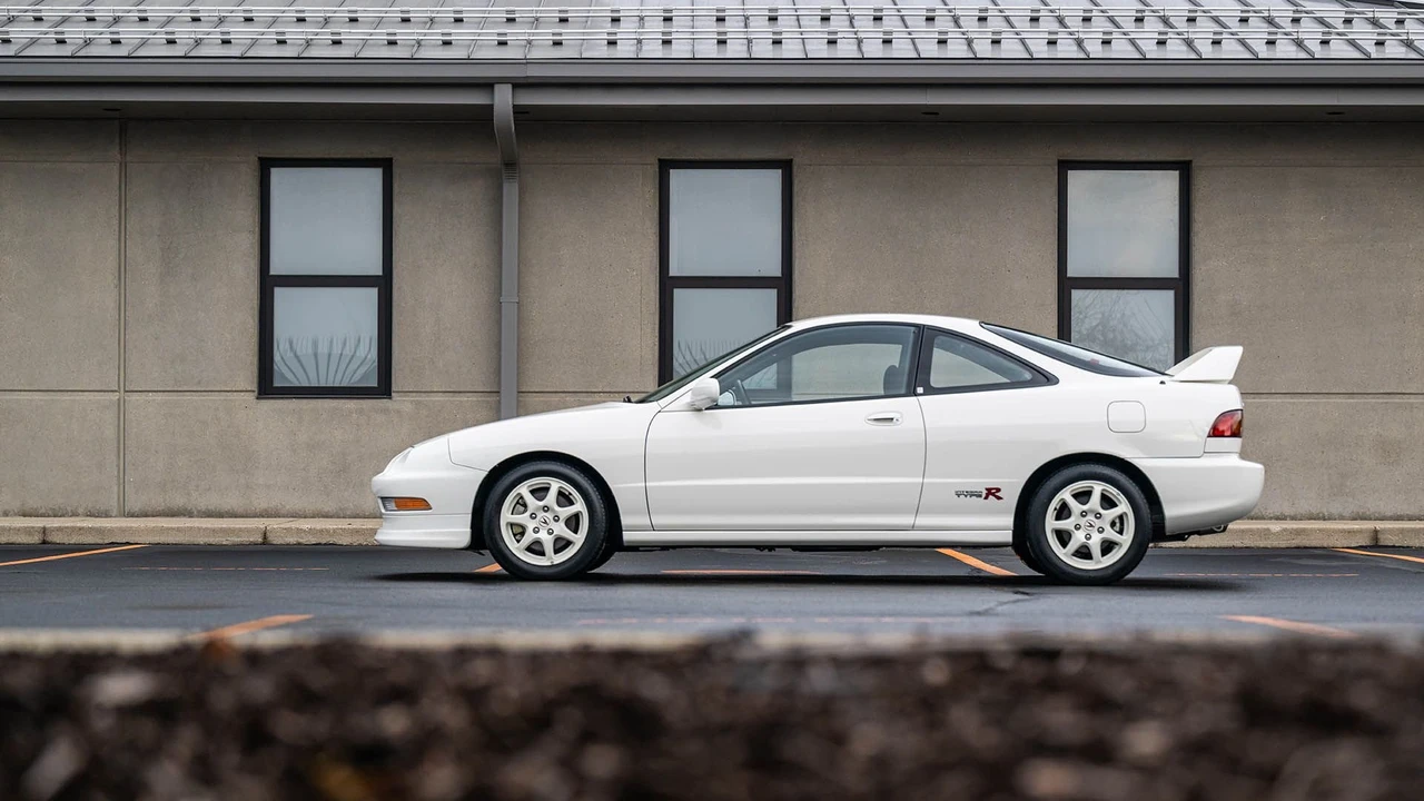 1997 Acura Integra Type R 3rd Gen - Image 3 of 31