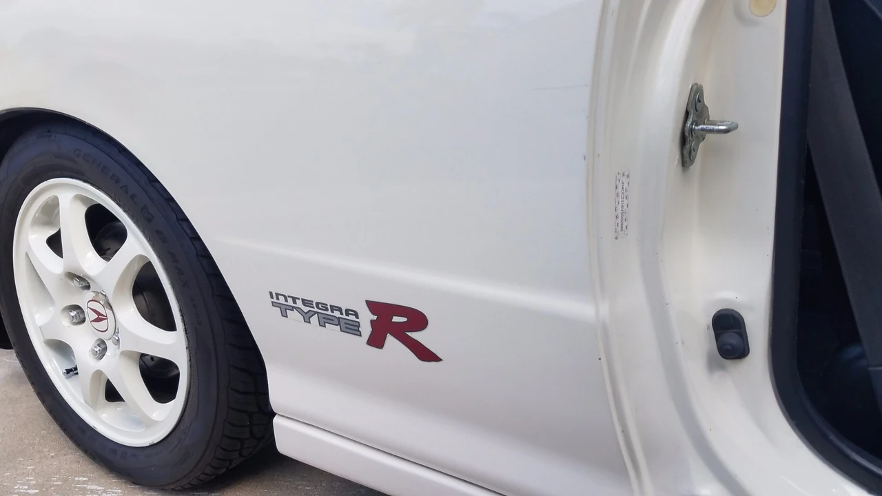 1997 Acura Integra Type R 3rd Gen - Image 9 of 31