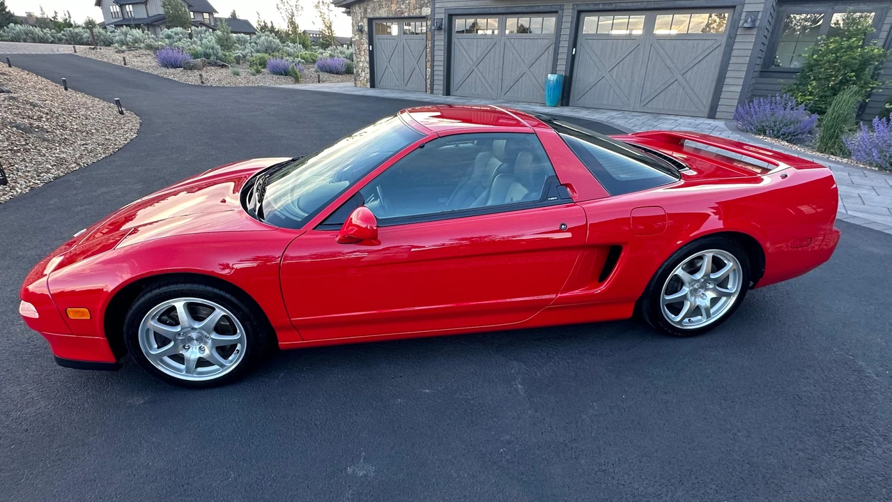 1997 Acura NA2 NSX - Image 17 of 31