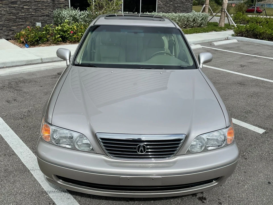 1997 Acura RL 1st Gen - Image 26 of 31