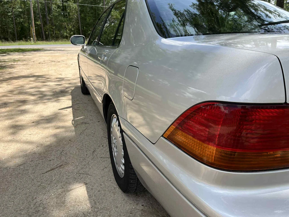 1997 Acura RL 1st Gen - Image 17 of 31