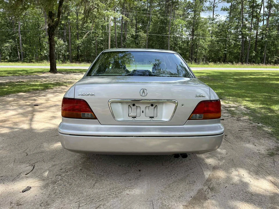 1997 Acura RL 1st Gen - Image 8 of 31