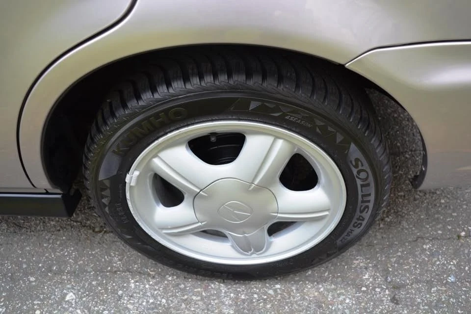1997 Acura EL - Image 7 of 17