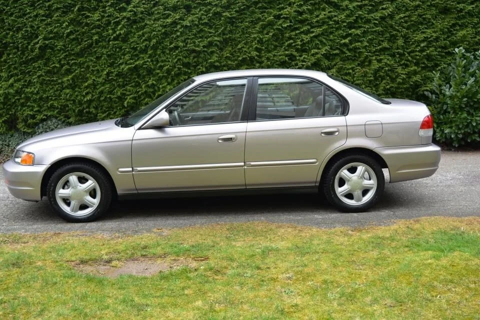 1997 Acura EL - Image 4 of 17