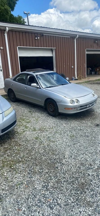 1997 Acura Integra 3rd Gen - Image 2 of 4