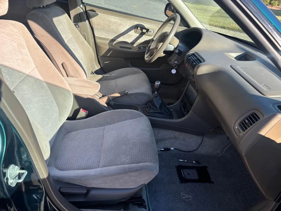 1997 Acura Integra 3rd Gen - Image 4 of 11
