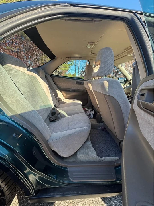 1997 Acura Integra 3rd Gen - Image 5 of 11