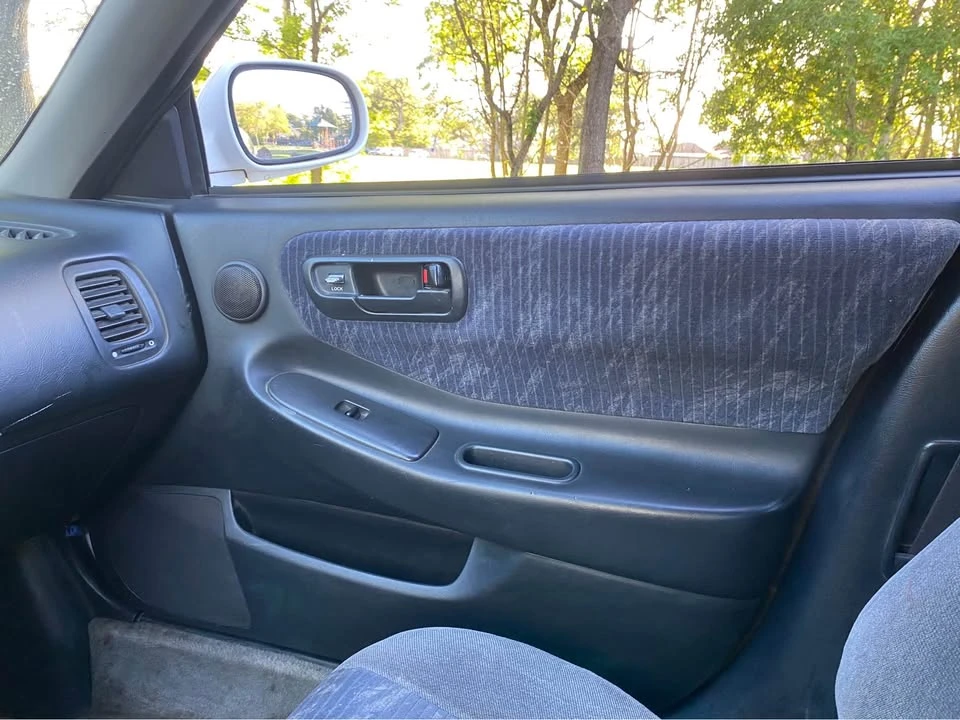 1997 Acura Integra 3rd Gen - Image 14 of 16