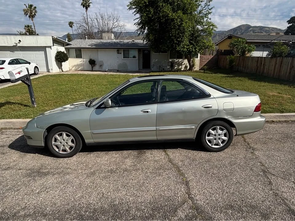1997 Acura Integra 3rd Gen - Image 2 of 9
