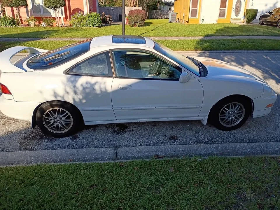 1997 Acura Integra 3rd Gen - Image 2 of 14