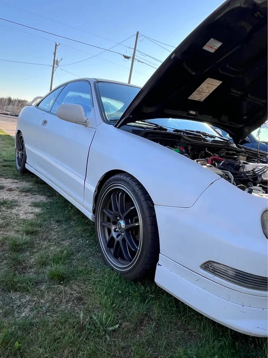1997 Acura Integra 3rd Gen - Image 2 of 8