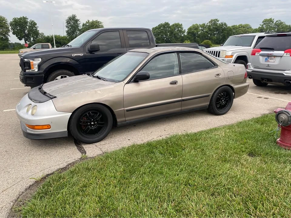 1997 Acura Integra 3rd Gen - Image 2 of 4