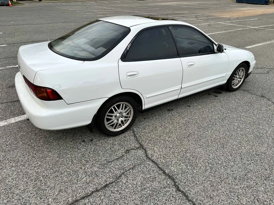 1997 Acura Integra 3rd Gen - Image 3 of 10