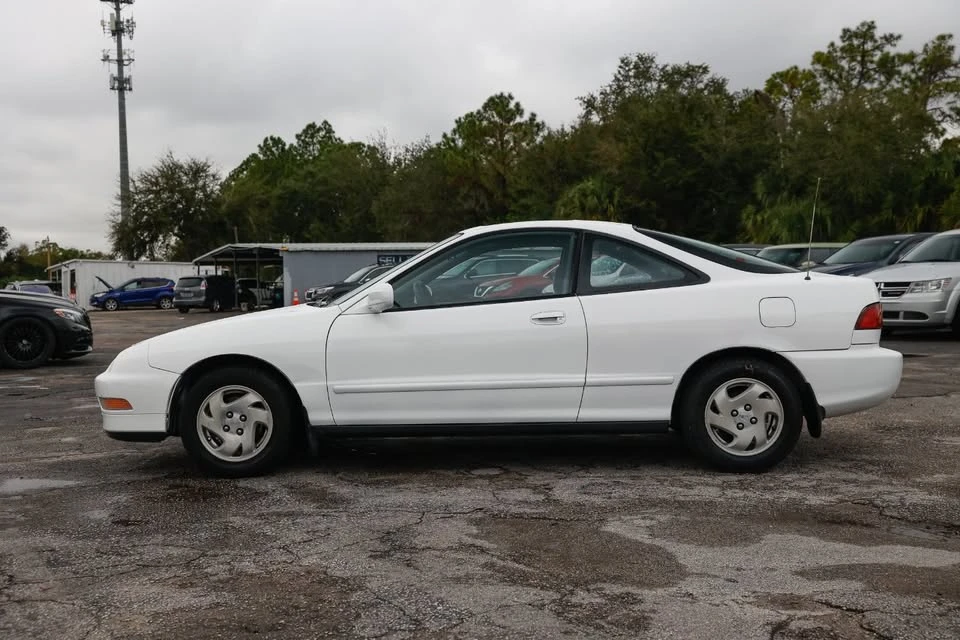 1997 Acura Integra 3rd Gen - Image 10 of 10