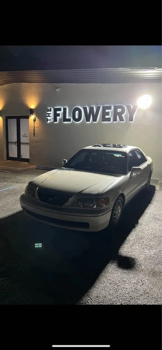 1997 Acura RL 1st Gen - Image 5 of 7