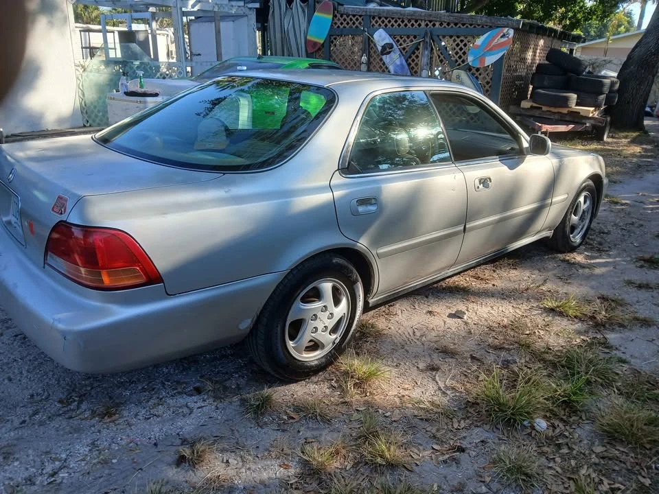 1997 Acura TL 2nd Gen - Image 2 of 9