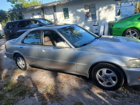 1997 Acura TL 2nd Gen - Image 4 of 9