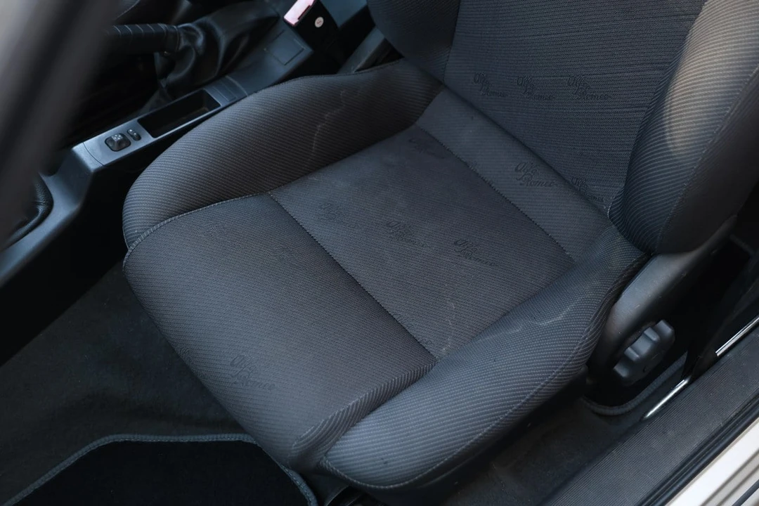1997 Alfa Romeo 145 Quadrifoglio - Image 28 of 30
