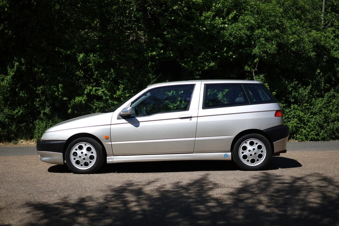 1997 Alfa Romeo 145 Quadrifoglio - Image 13 of 30