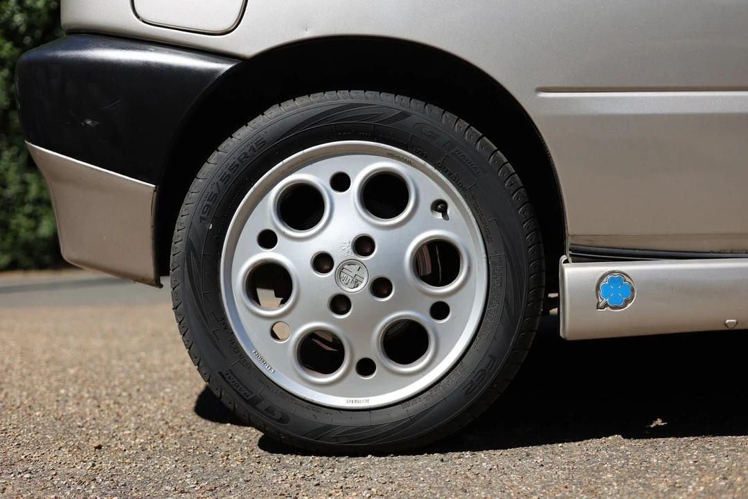 1997 Alfa Romeo 145 Quadrifoglio - Image 17 of 30