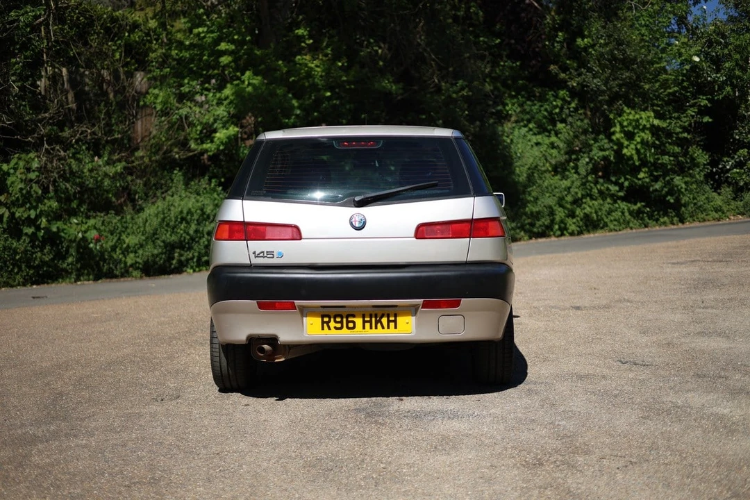 1997 Alfa Romeo 145 Quadrifoglio - Image 10 of 30