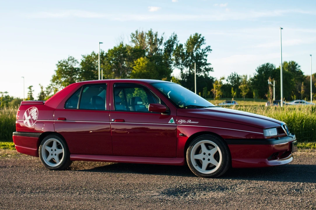 1997 Alfa Romeo 155 - Image 8 of 31