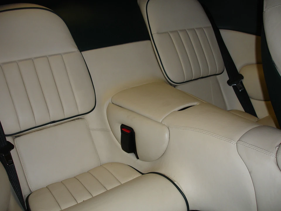1997 Aston Martin DB7 - Image 2 of 10